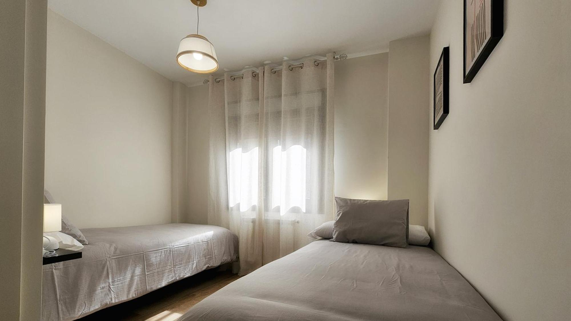 Apartamentos La Florida Касаларрейна Екстер'єр фото
